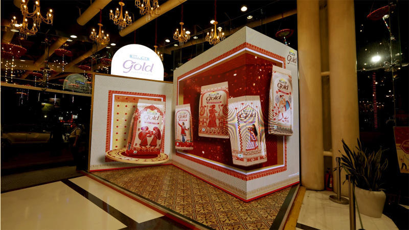 Tata Tea Gold introduces ‘Banglar Noksha Pujo’ campaign with Laqshya Media’s Dual-Screen 3D Display in Kolkata