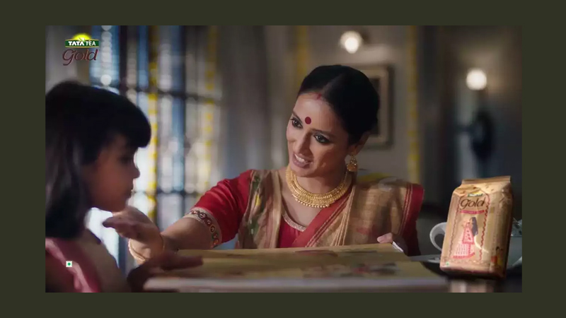 Tata Tea Gold celebrates Durga Pujo with Banglar Noksha Pujo packaging
