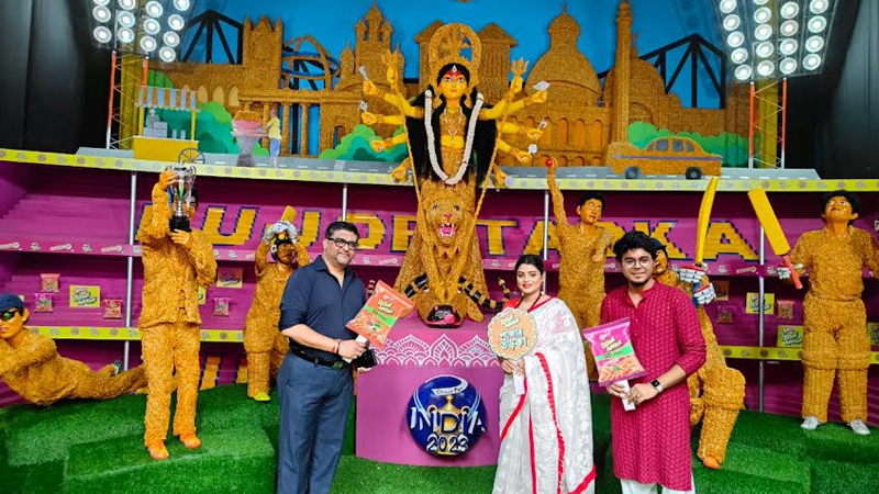 Bingo! Tedhe Medhe blends Pujo and cricket at Jodhpur Park, Kolkata