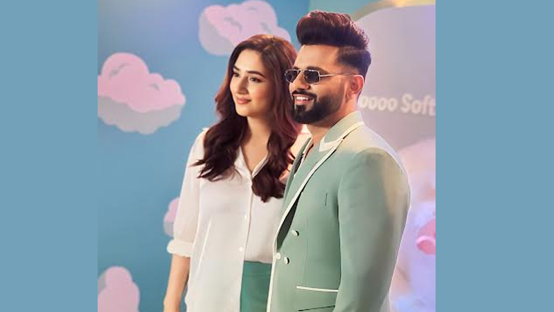 Disha Parmar & Rahul Vaidya use ‘Pampers Premium Care ‘diaper for their baby