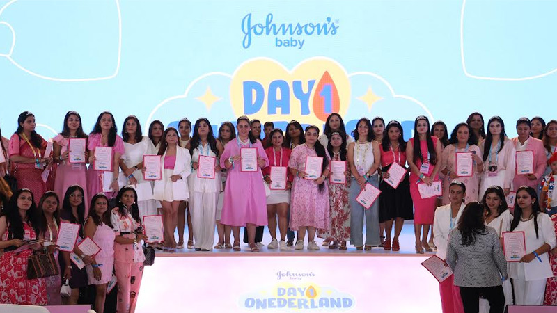 Celebrate the arrival of a bundle of joy with Johnson’s Baby’s new gift set