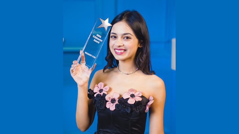 Nitanshi Goel receives an IMDb STARmeter Award