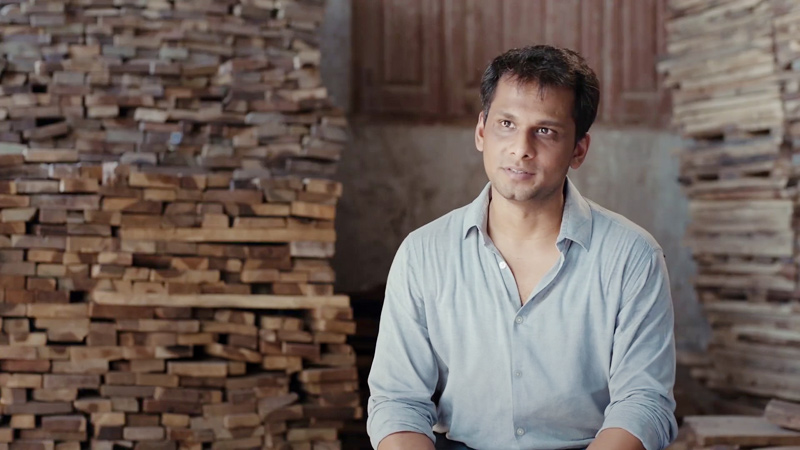 Saraf Furniture announces 40 per cent discounts on all solid Sheesham wood products