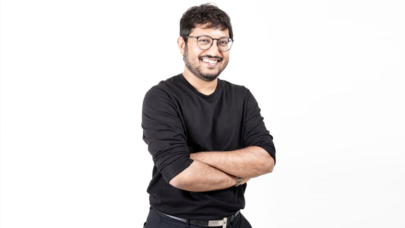 Clicks and trips go hand in hand as travel ads chart new routes