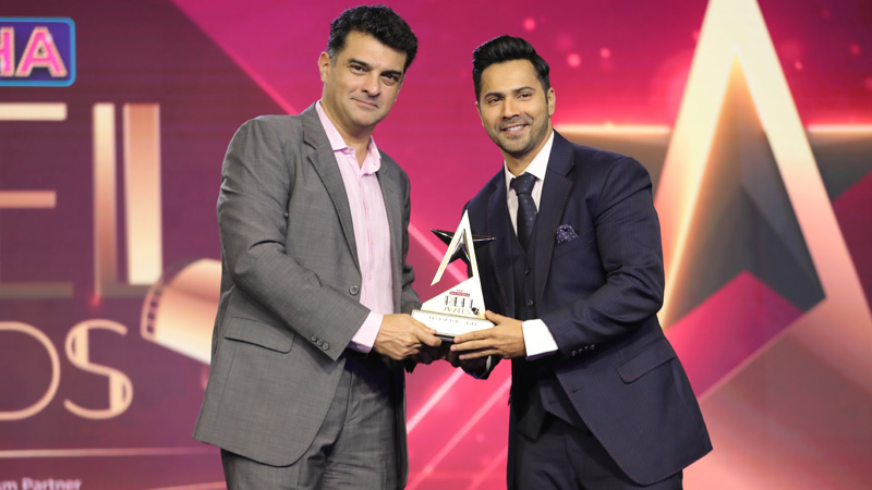Varun Dhawan, Shraddha Kapoor, Karan Johar and many more win big at the prestigious News18 Showsha Reel Awards 2024