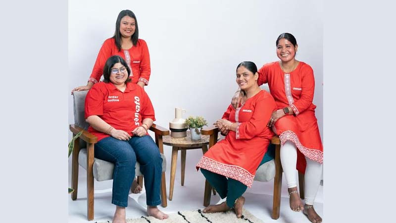 Zomato introduces kurta for female delivery partners
