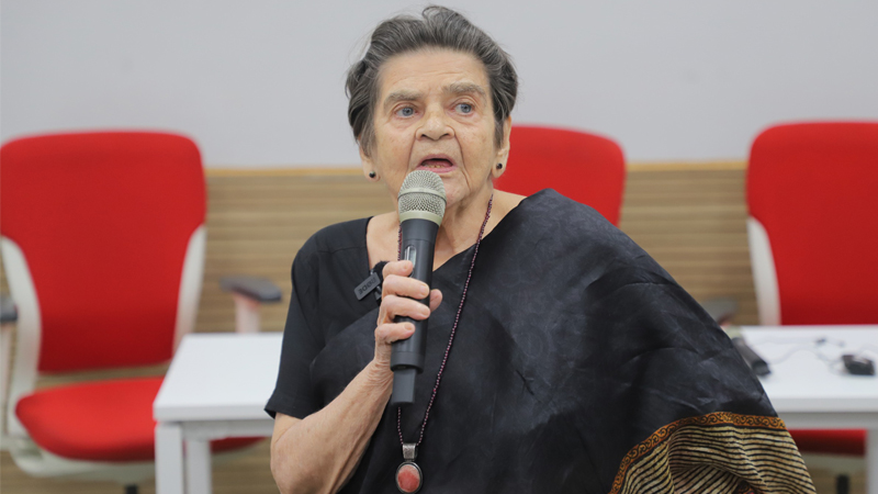 Sai Paranjpye donates personal archives to Archives of Contemporary India