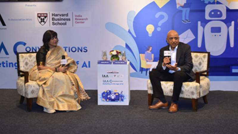 Sunil Gupta lectures AI’s transformative role at IAA Conversations