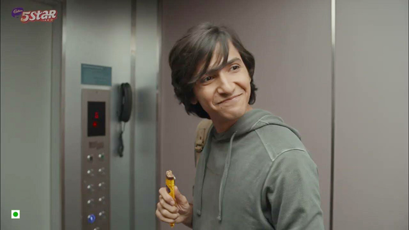 Cadbury 5 Star’s “Do Nothing” philosophy highlighted in ‘Elevator’ ad