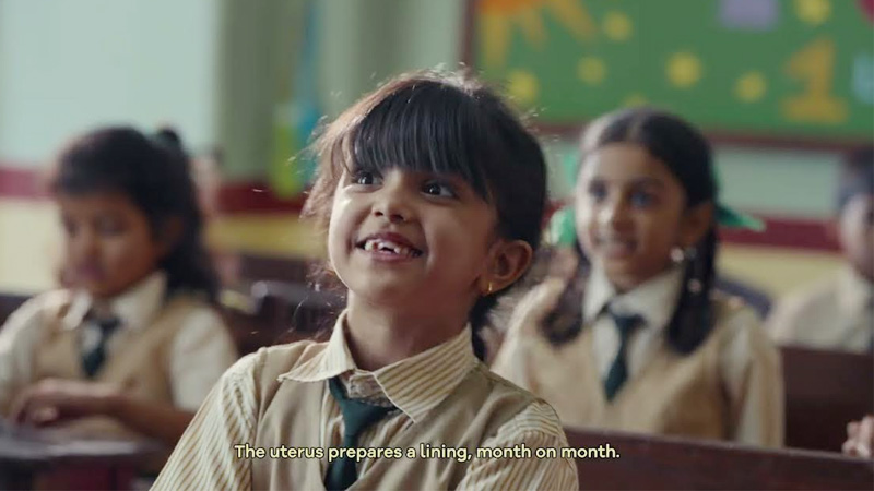 Whisper teaches young girls – periods ka matlab healthy hai aap!
