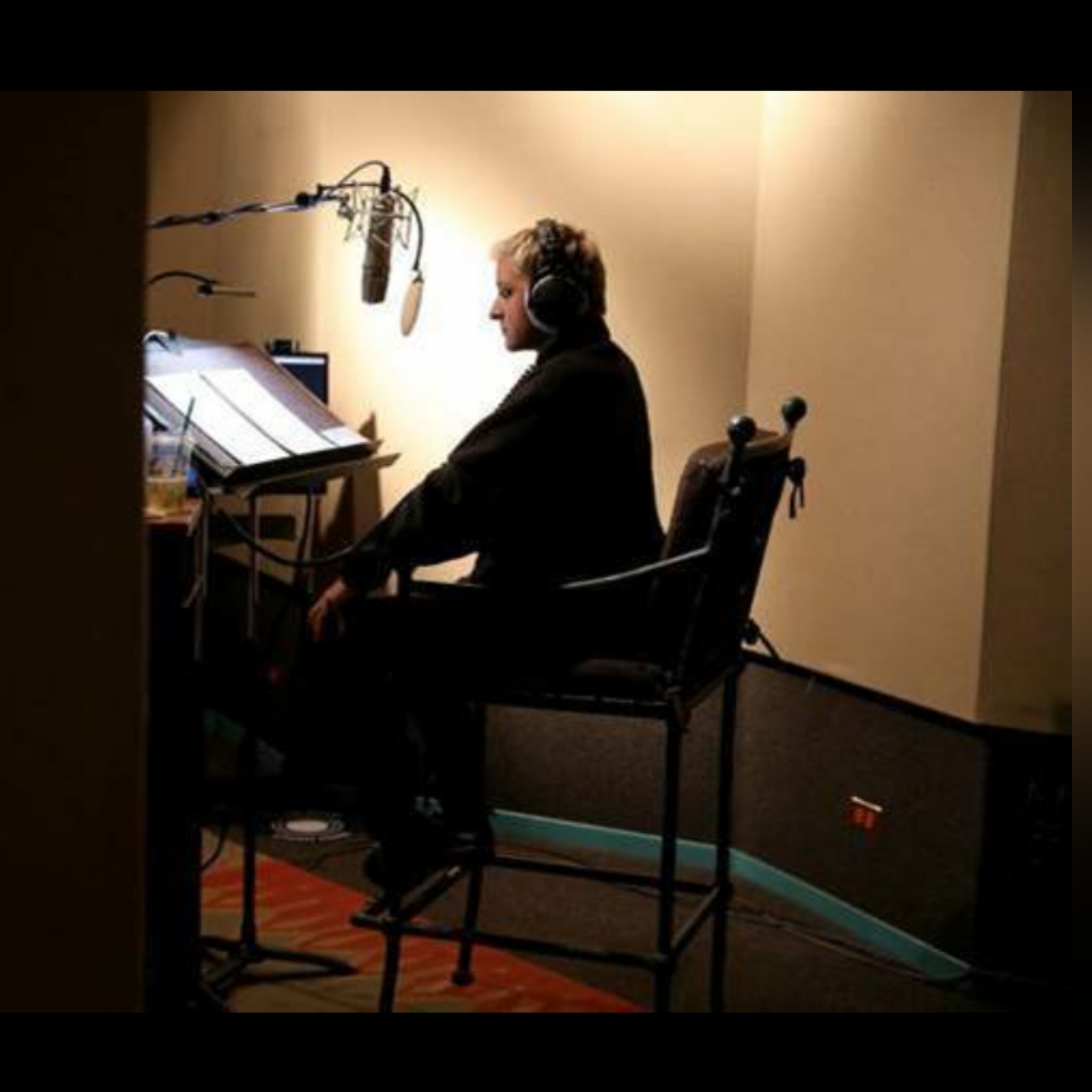 Discovery partners with Ellen DeGeneres to produce natural history content