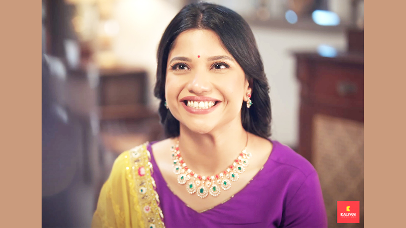Kalyan Jewellers launches Uttarayan campaign with Kinjal Rajpriya