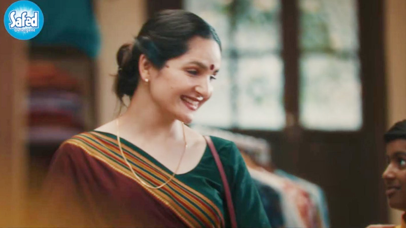 Safed’s festive film cleans hearts with a mother’s touch of compassion