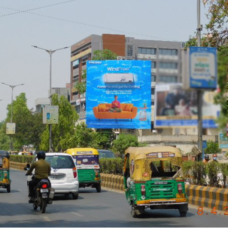 Samsung launches innovative out-of-home campaign for WindFree AC Technology