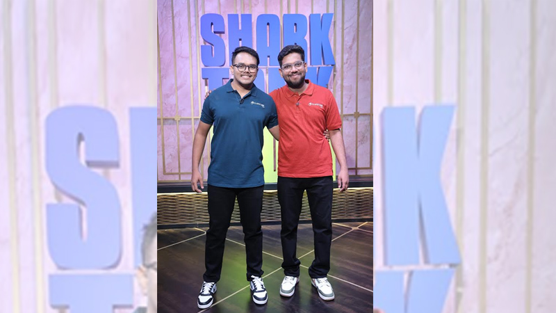 Clapstore Toys makes big splash with all shark deal