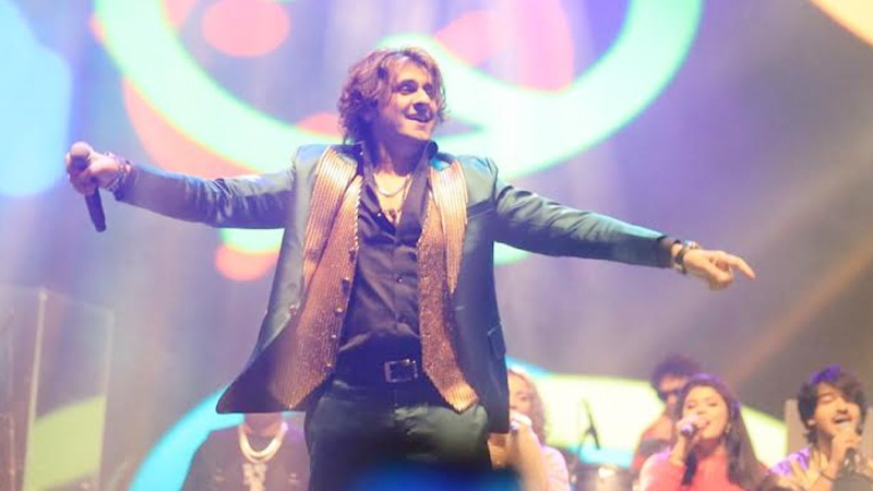Laqshya Media group shines bright with Sonu Nigam’s live concert extravaganza in Gurugram