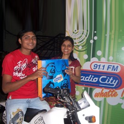 Naved Abbasi wins Lucknow Radio City 91.1FM’s ‘City Ki Chaka Chak Bike