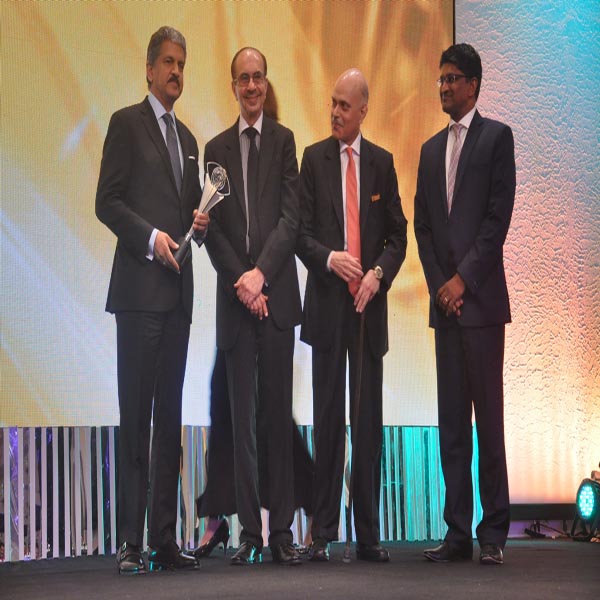 Anand Mahindra is Forbes India “Entrepreneur for the Year 2013”