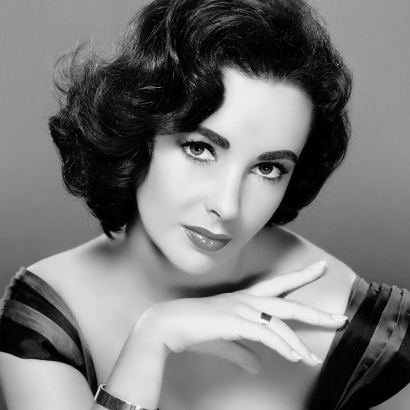 Elizabeth Taylor ranked most photogenic