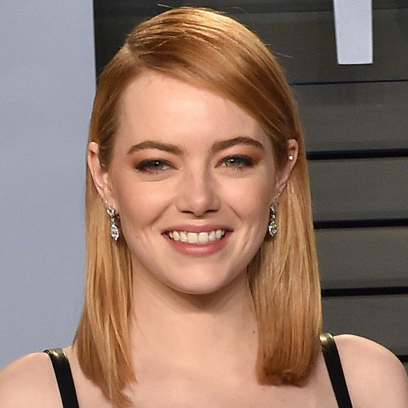 Emma Stone and Naomi Watts to star in a dark comedy