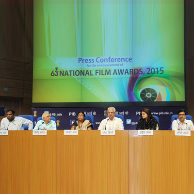 Gujarat bags National award for Ease of Doing business in cinema, UP and Kerala get special mentions