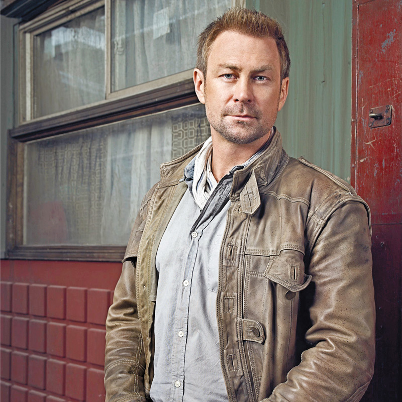 Grant Bowler to play Burton in Liz biopic