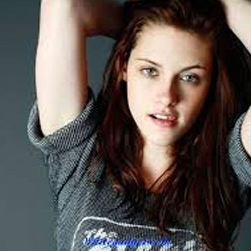 Kirsten Stewart to play the lead in Lie Down in Darkness