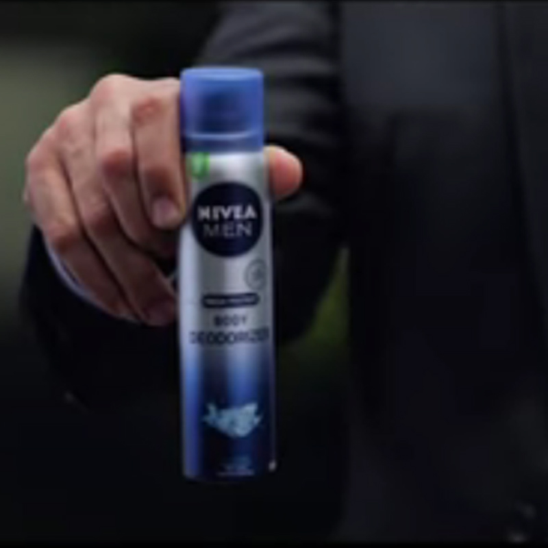#CoveringUpFails, Nivea Men confident