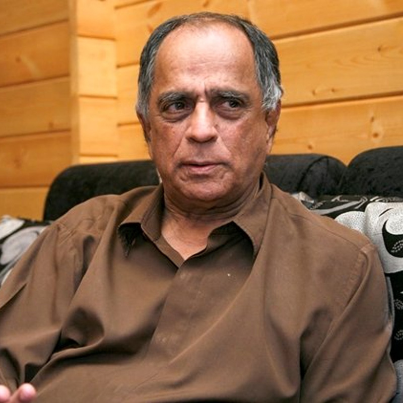 Film on Hazare marks opening of Nashik festival