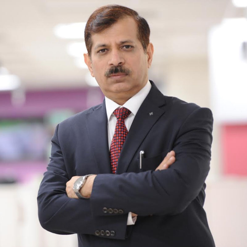 R K Arora launches national Hindi news channel