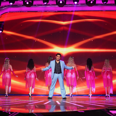 Salman walks the red carpet of Filmfare Awards after 15 Years