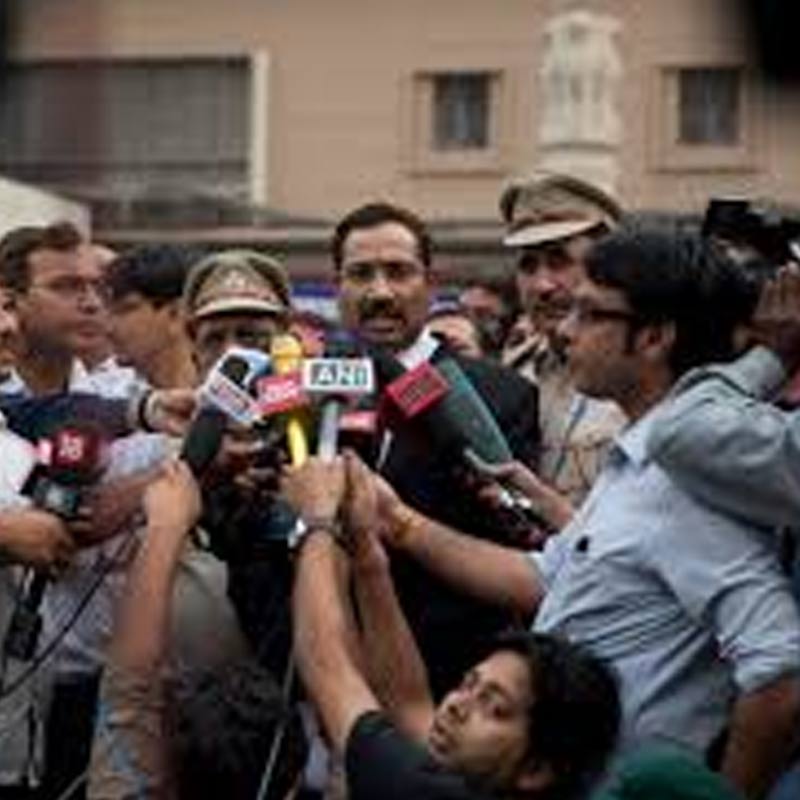 TV reporter killed while covering major fire in Delhi