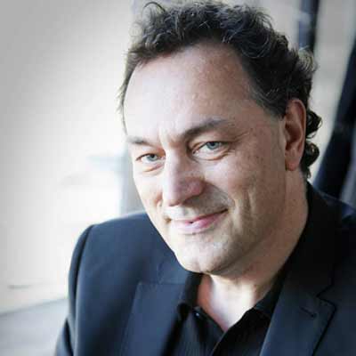 World renowned futurist to confront what it means to be human in a digitally transformed world at CommunicAsia2016 and BroadcastAsia2016