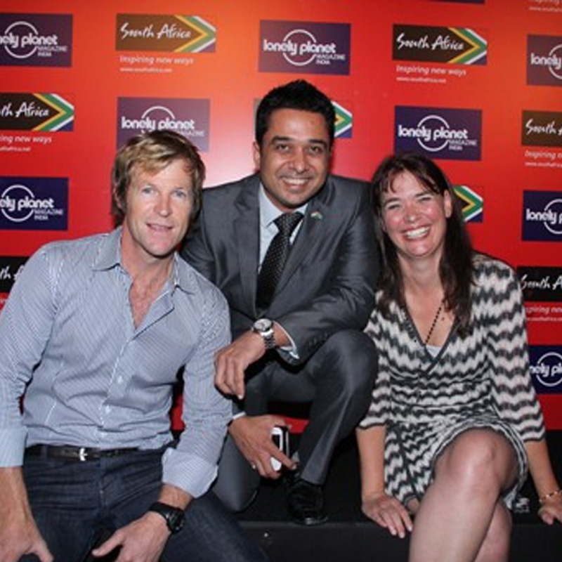 South African Tourism’s Brand Ambassador Jonty Rhodes Launches “My Travel Escapades in South Africa” travel guide