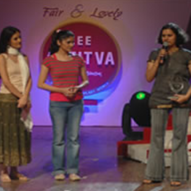 Zee Astitva Awards 2006 hails work of women in diverse fields
