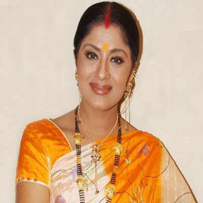 Zee Tamizh ropes in Sudha Chandran to anchor reality talk show