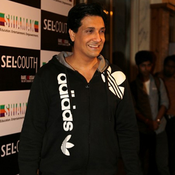 Bollywood stars embrace Shiamak’s dance show!