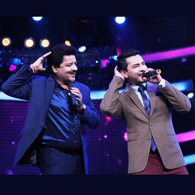 Singer Udit Narayan’s surprise visit on ‘Sa Re Ga Ma Pa Li’l Champs’