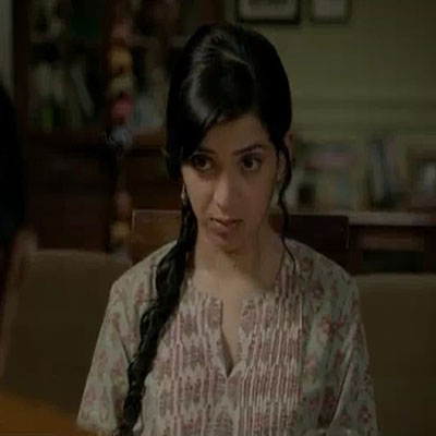 Max goes maxi on its campaign