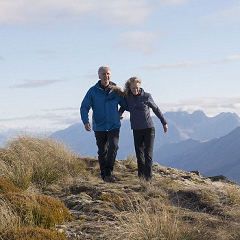 Cameron moving to New Zealand