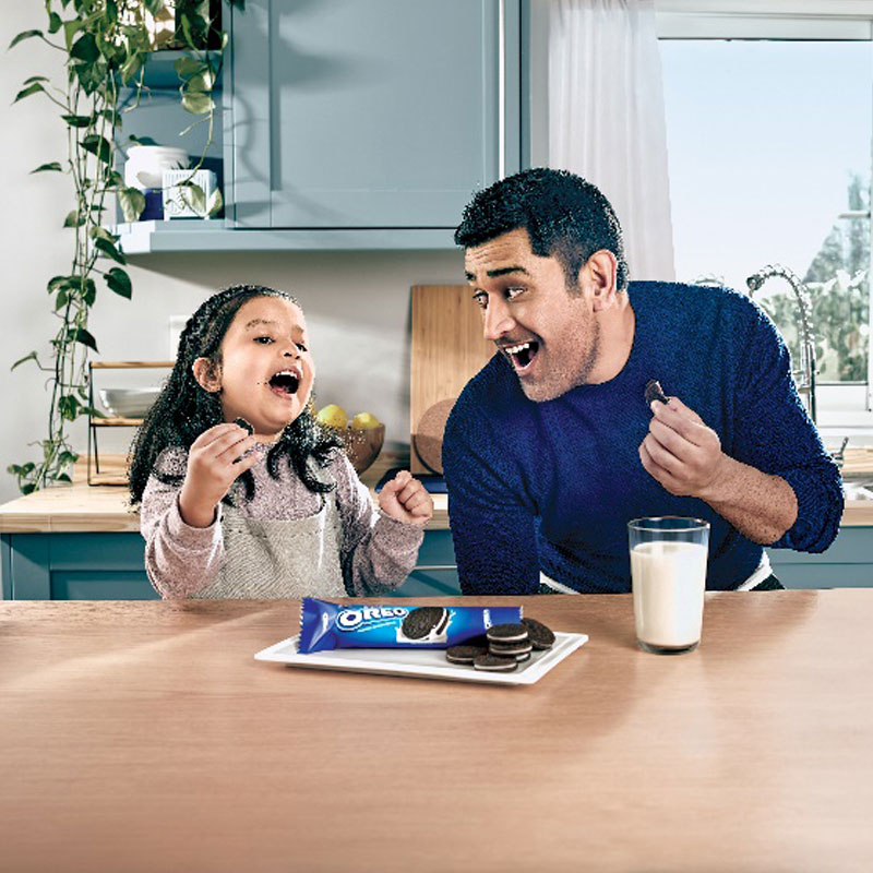 MS Dhoni & daughter Ziva bond in new Oreo campaign