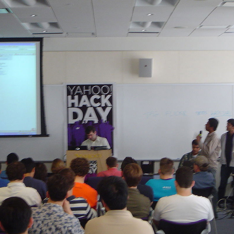 Ad agencies compete in Yahoo! Hackathon