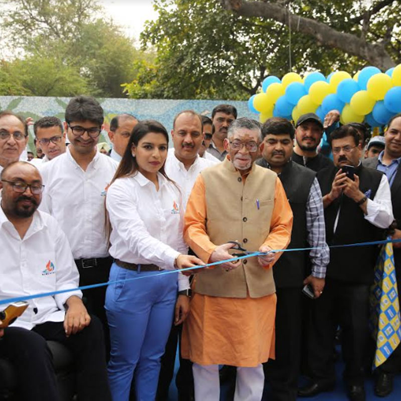 Union minister for labour & employment launches ‘Humsafar’ app for on-demand diesel at doorstep service