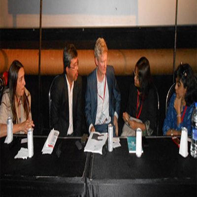 Alternative distribution plans for indie films