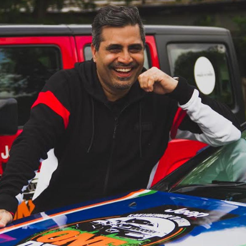 Shailendra Singh unveils the Jeep for his nationwide rally