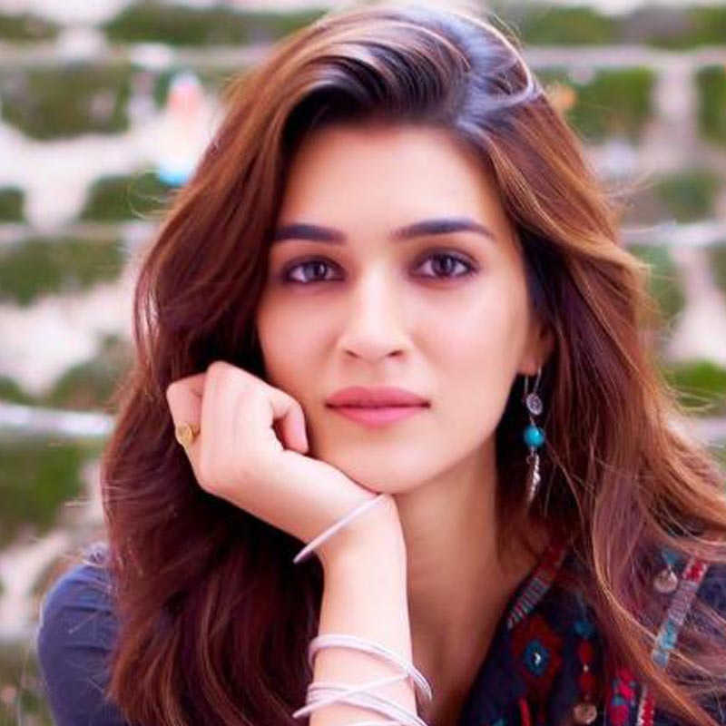 Magicbricks signs Ayushmann Khurrana & Kriti Sanon as brand ambassadors