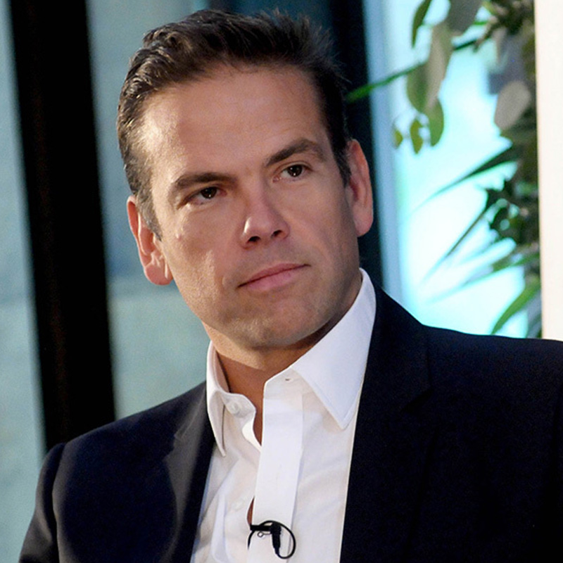 Murdoch promotes 5 top execs to Fox ahead of Disney deal