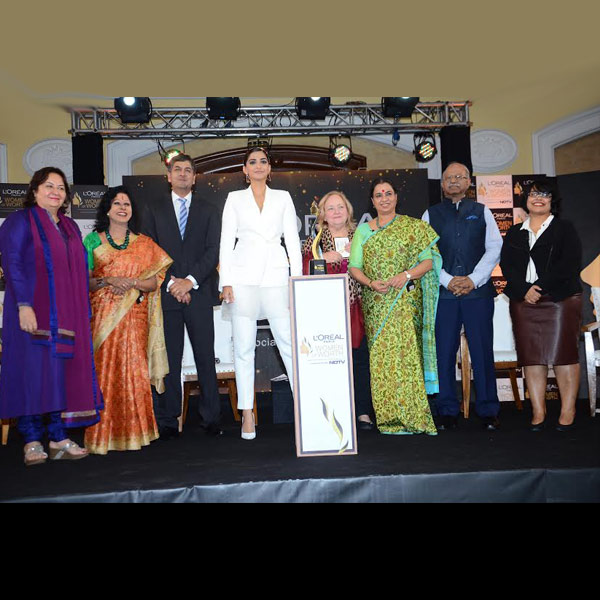 NDTV & L’Oreal partner for Women of Worth 2016 Awards