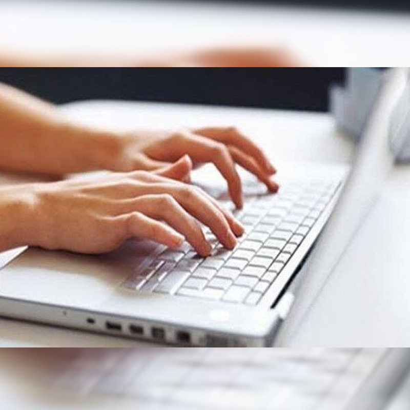 What is hindering the fixed broadband growth in India?