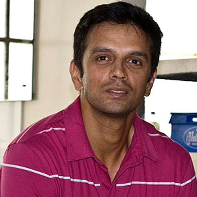 Cricketer Rahul Dravid campaigns against tobacco use